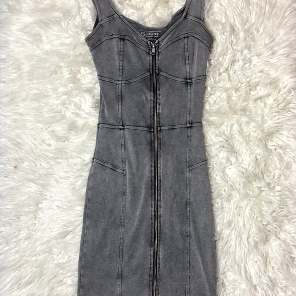 Grey zip up dress - Picture 2 of 3